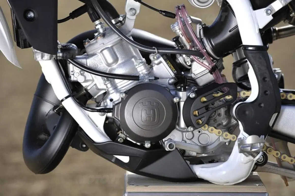 HUSQVARNA Gamma 2010 Cross/Enduro (7)