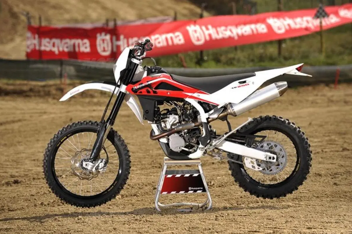 HUSQVARNA Gamma 2010 Cross/Enduro (10)