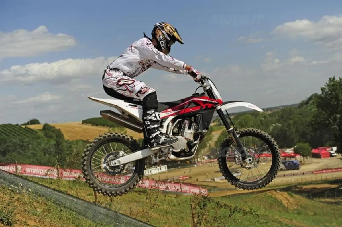 HUSQVARNA Gamma 2010 Cross/Enduro (16)
