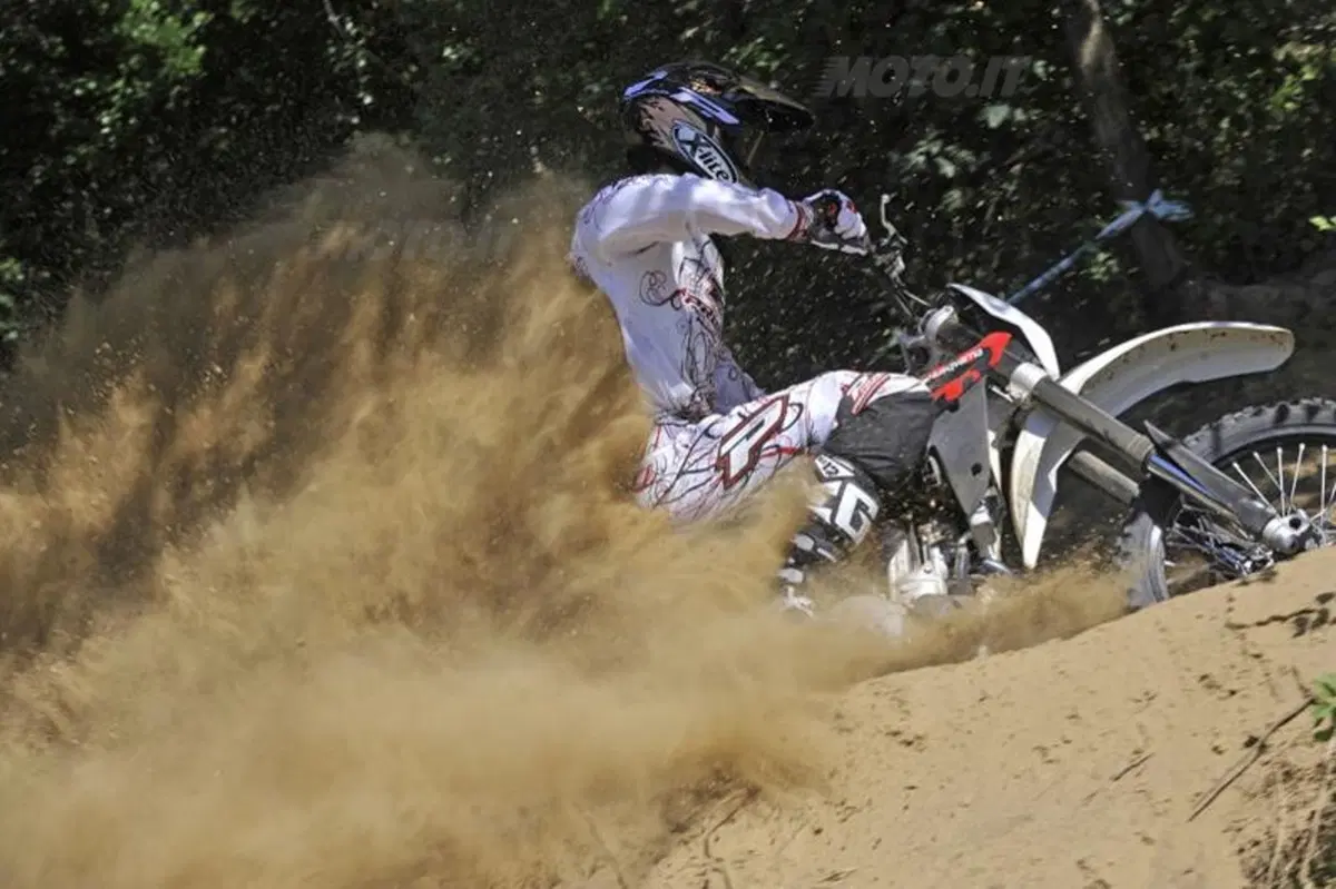 HUSQVARNA Gamma 2010 Cross/Enduro (21)