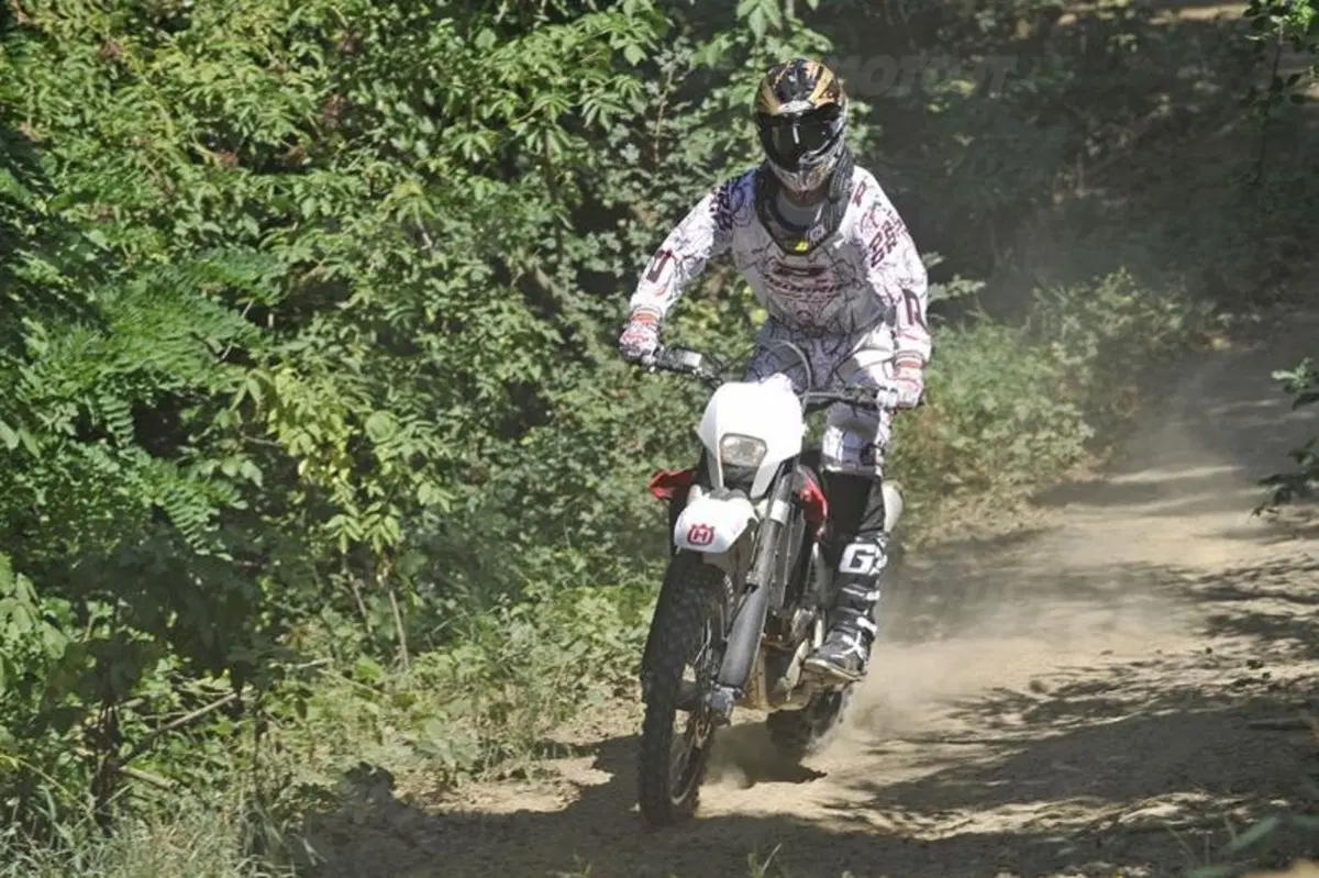 HUSQVARNA Gamma 2010 Cross/Enduro (22)