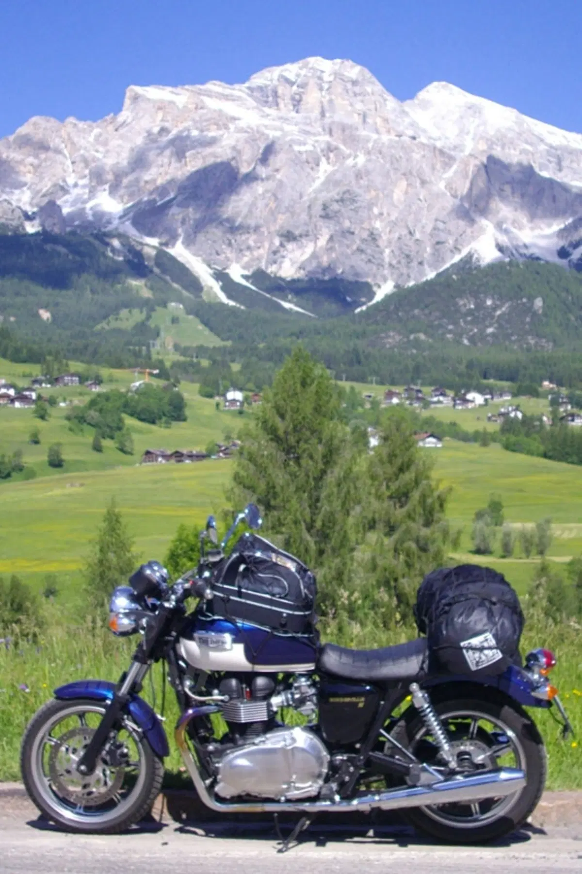 TRIUMPH Bonneville SE (10)