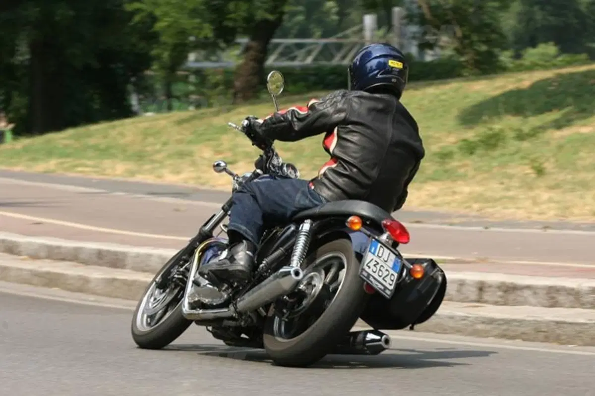 TRIUMPH Bonneville SE (16)