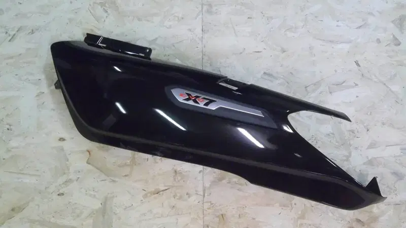 CARENA POSTERIORE Piaggio X7 (2)
