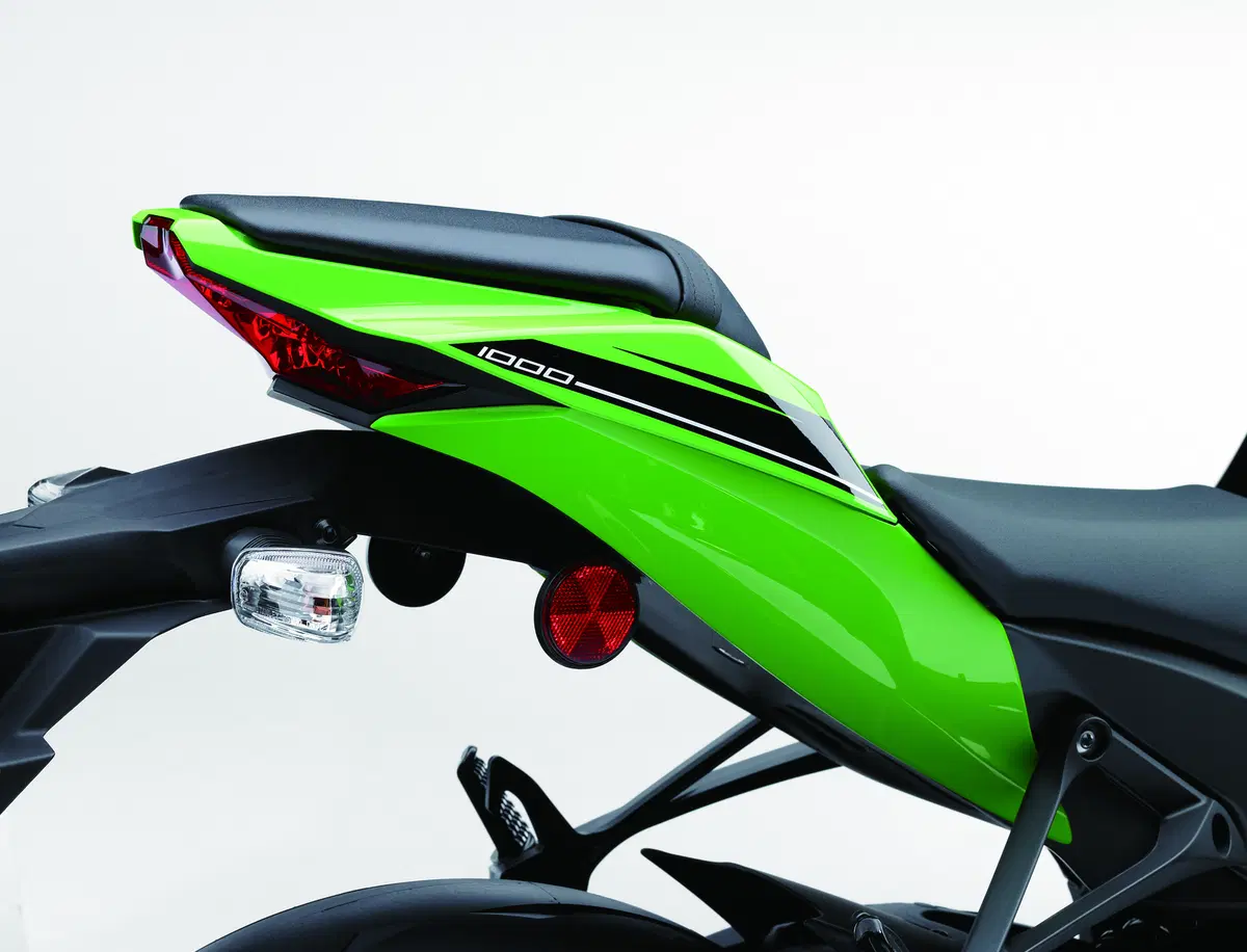 Kawasaki ZX-10R Ninja 2016 (4)