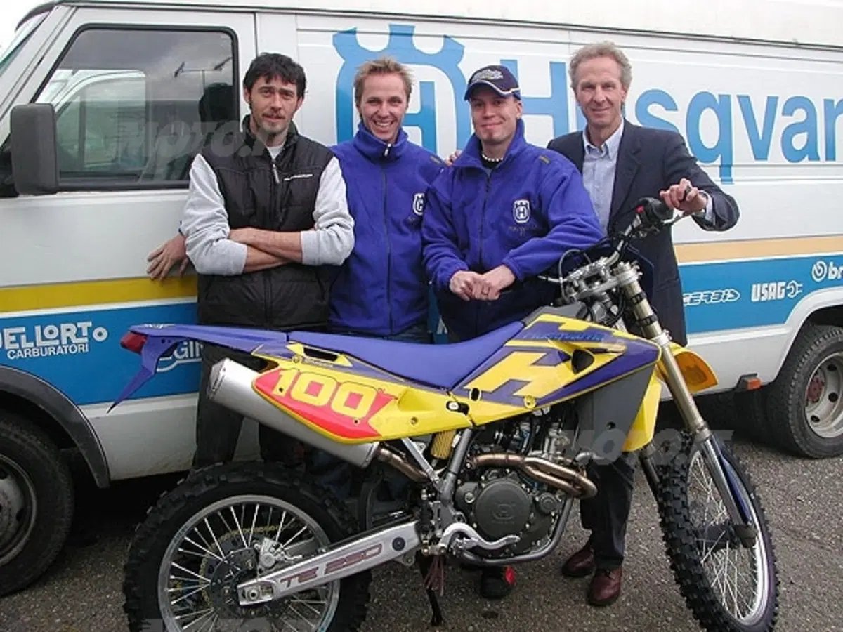 Team Husqvarna 2004