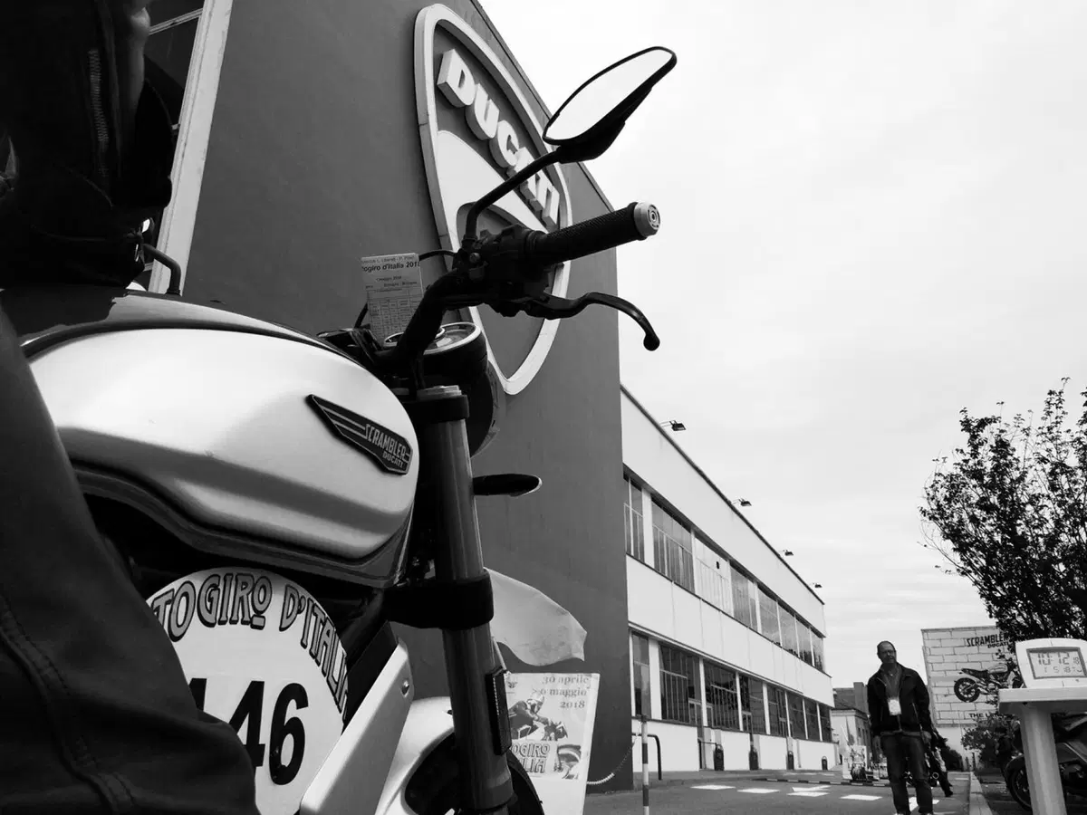 Motogiro D’Italia. Tre epoche di storia in moto, oggi (10)
