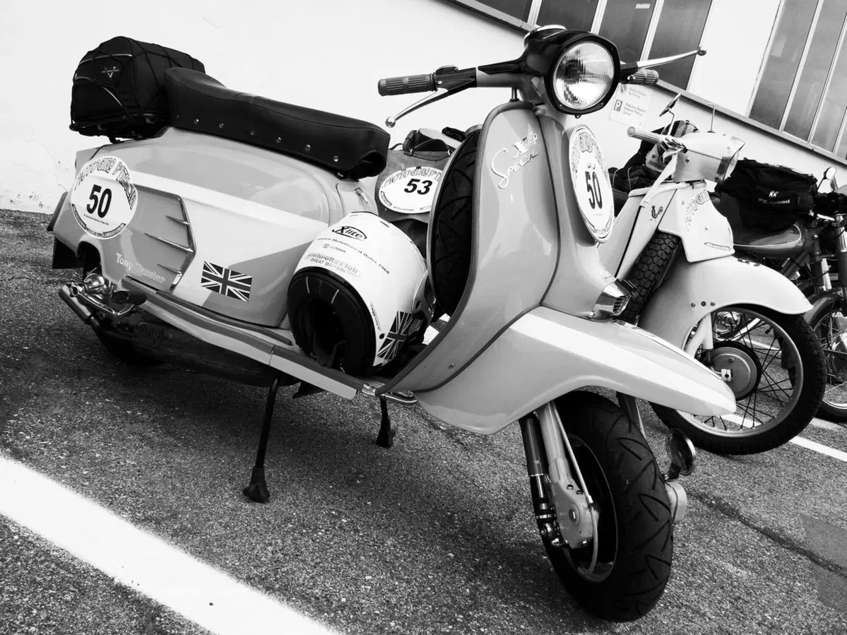 Motogiro D’Italia. Tre epoche di storia in moto, oggi (15)