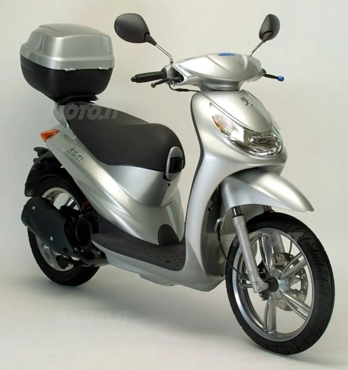 Peugeot Looxor, rinnovamenti tecnici ed estetici
