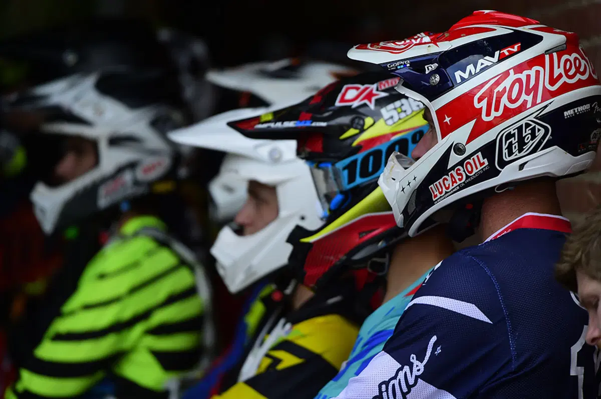 Le foto più spettacolari del Supercross di San Diego (24)