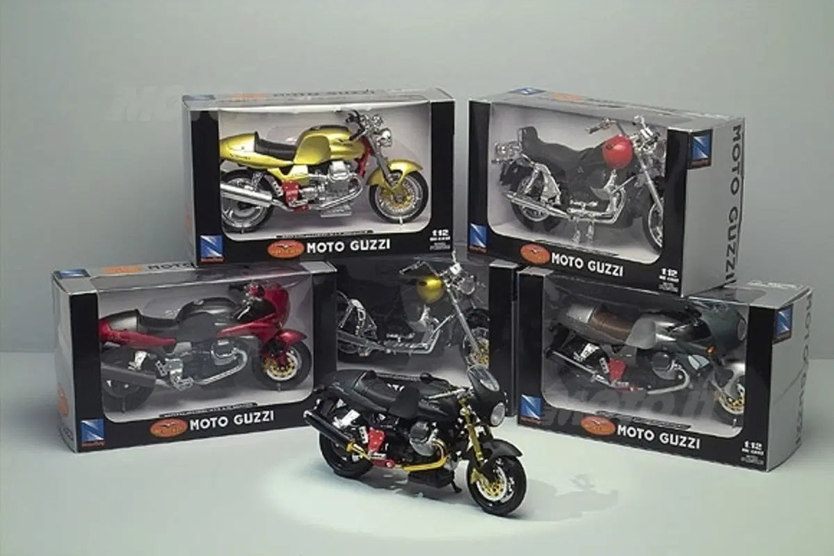 Moto Guzzi, il mito si trasforma...in miniatura