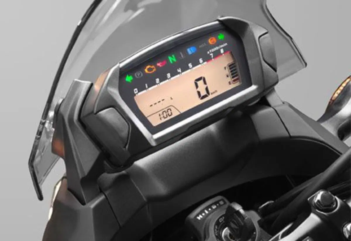 Honda NC 750 X NC 750 X DCT ABS (2016 - 17) (9)