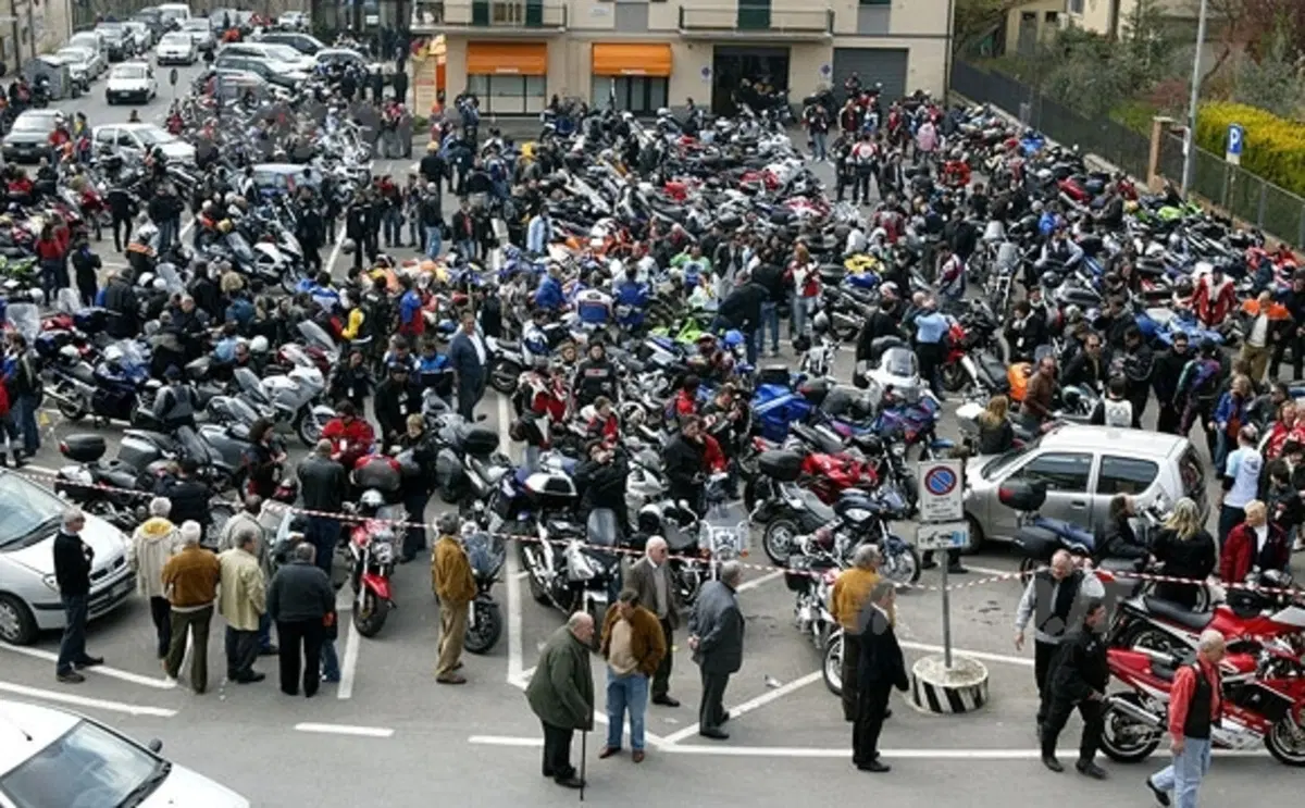 Oltre 1.400 moto al primo raduno Trofeo Turistico Nazionale 2006