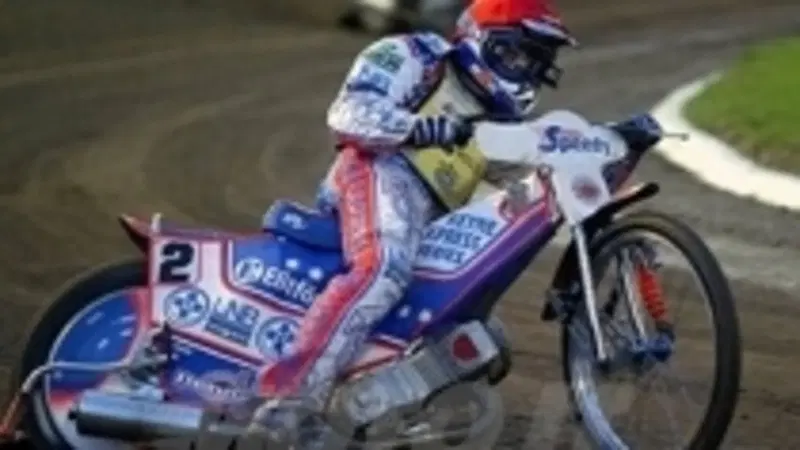 Crump Campione del Mondo con due round d'anticipo