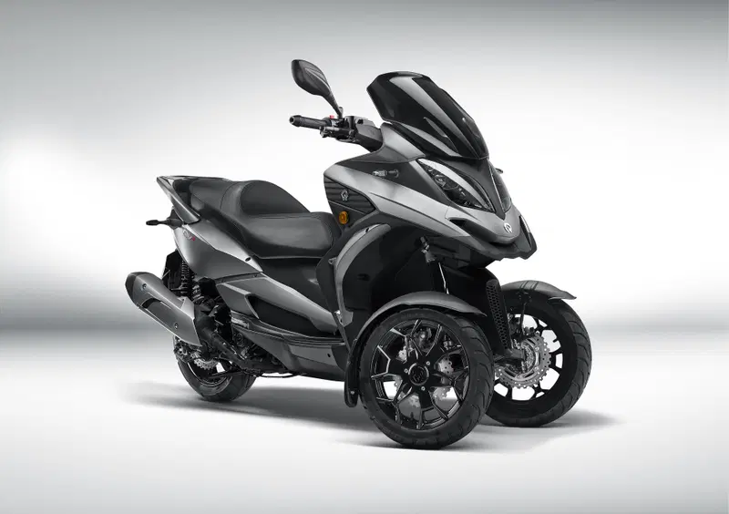 Quadro QV3 QV3 350 (2018 - 19)