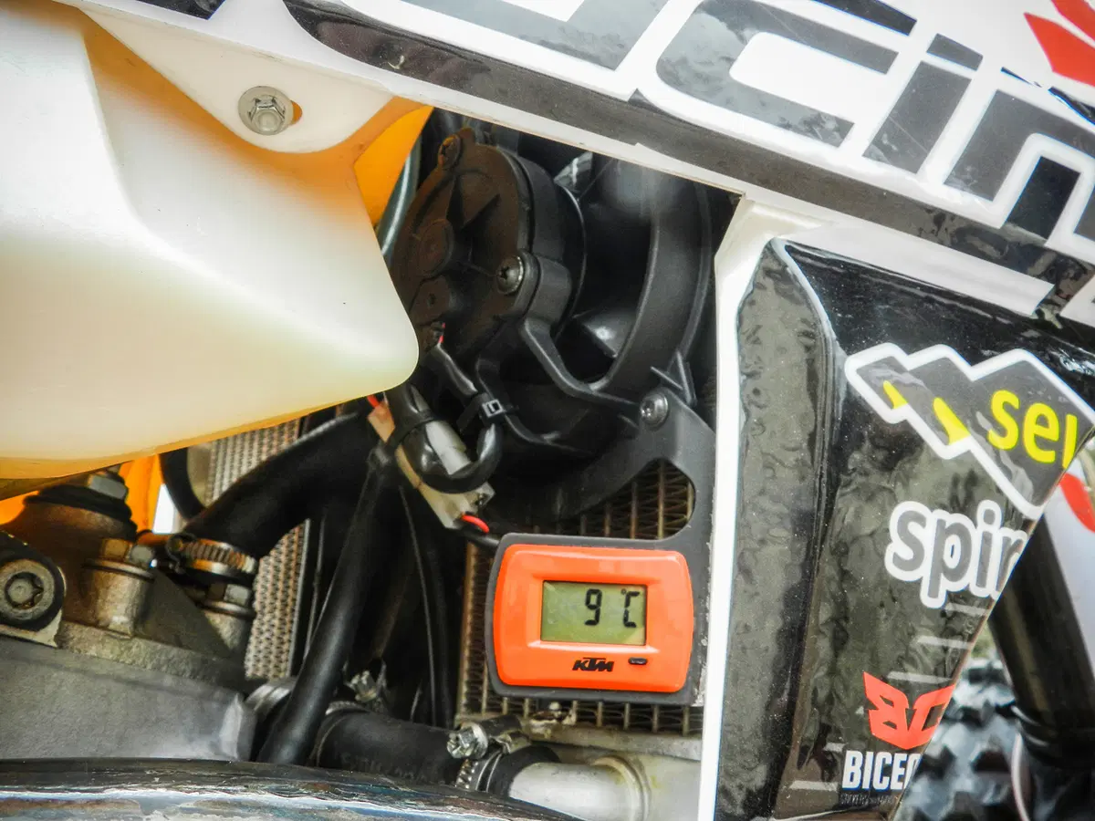 KTM EXC 300 BY Rigo Moto. La pratica rende perfetti (20)