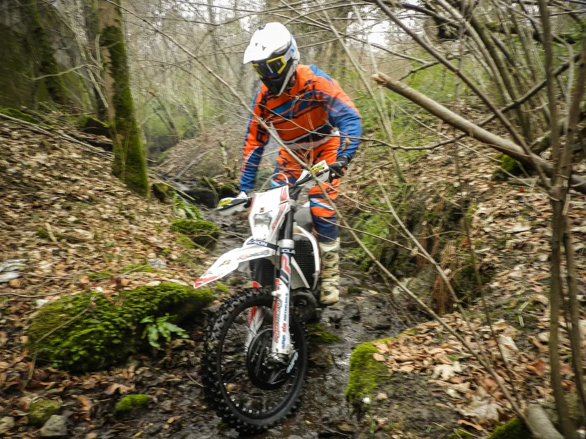 KTM EXC 300 BY Rigo Moto. La pratica rende perfetti (2)
