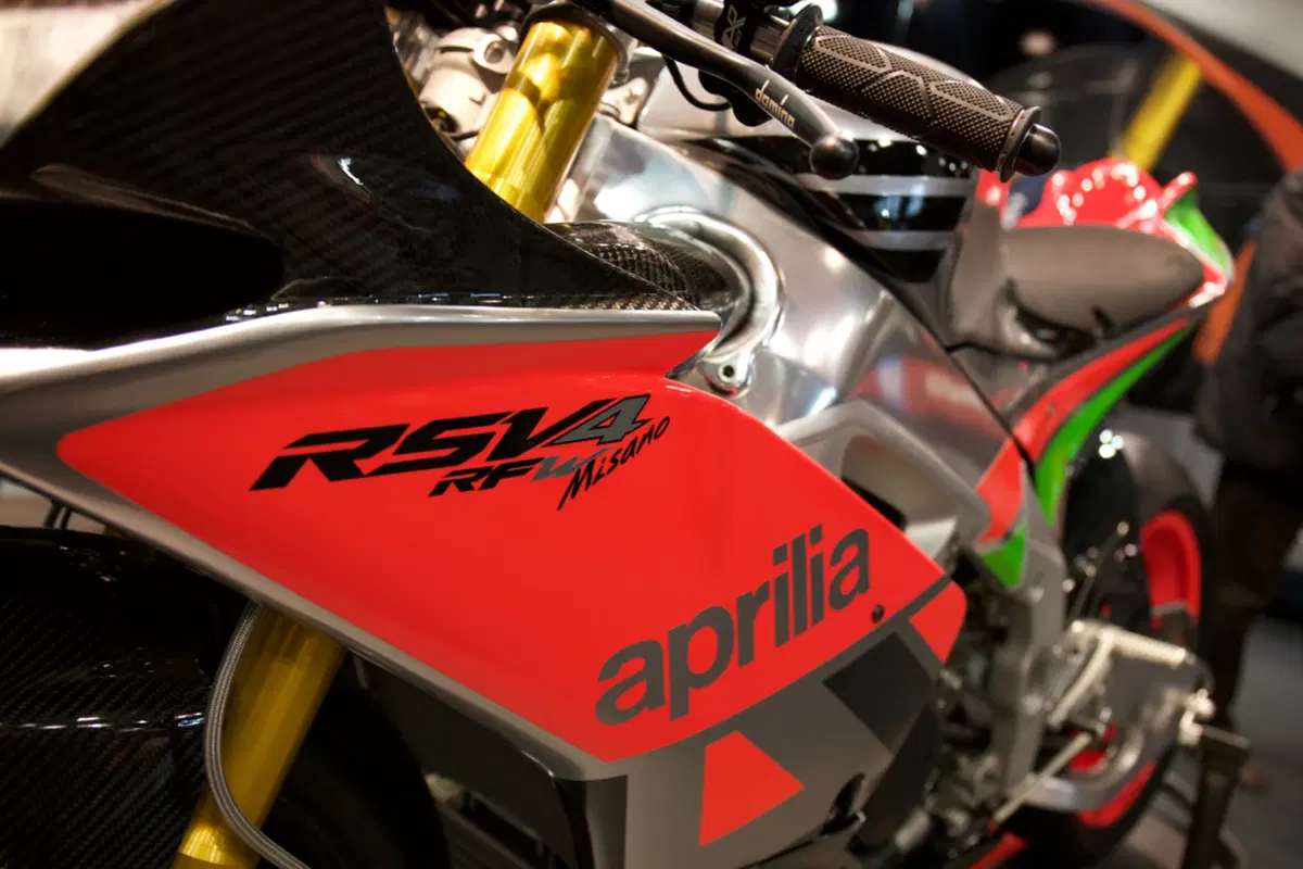 Motor Bike Expo 2016, novità Moto Guzzi e Aprilia racing (10)