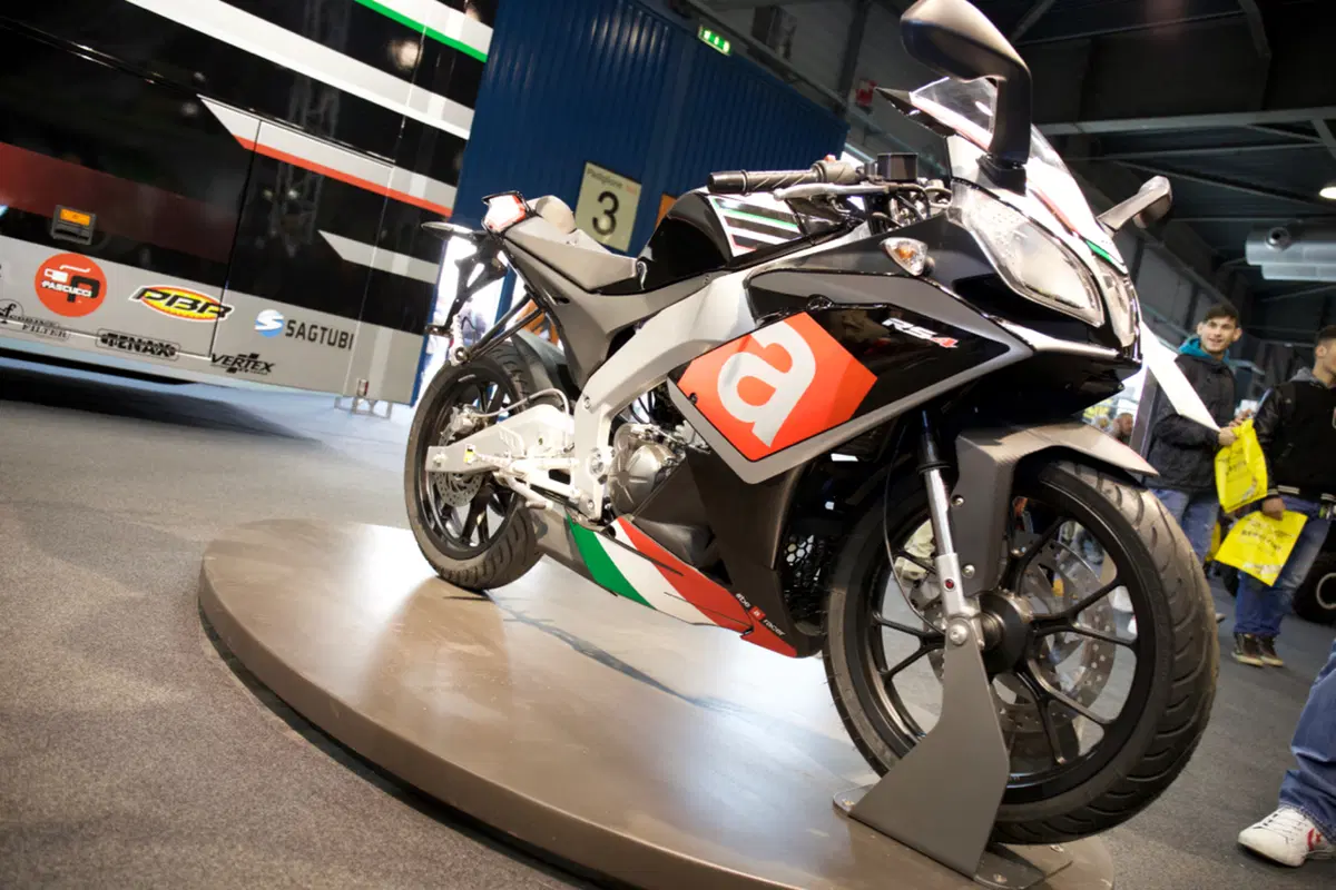 Motor Bike Expo 2016, novità Moto Guzzi e Aprilia racing (8)