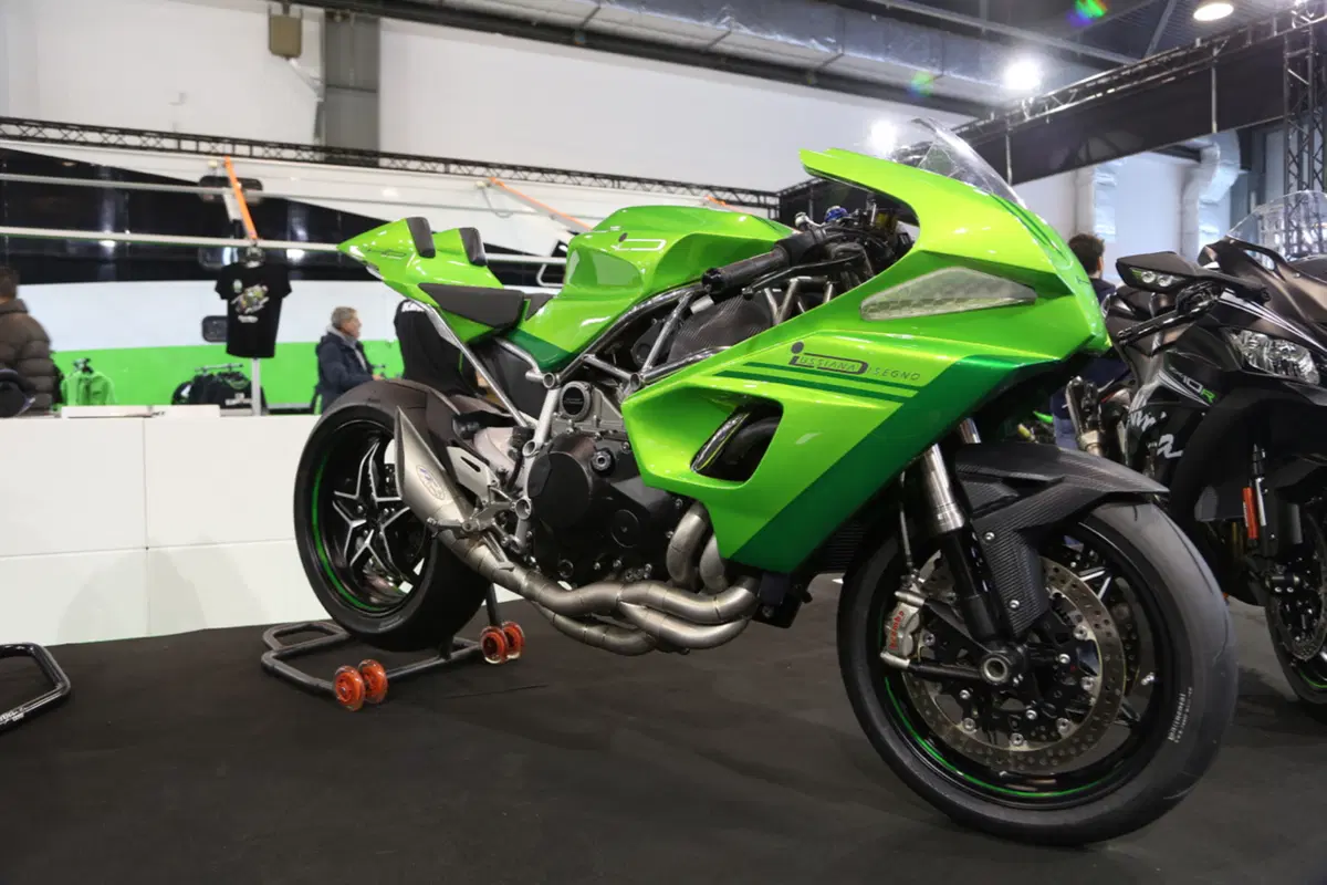 Motor Bike Expo 2016. Kawasaki espone a Verona special da vertigine (2)
