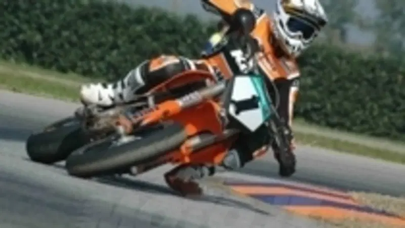 Dopo aver vinto il titolo della S1 con Bernd Hiemer, KTM conquista anche il titolo mondiale costrutt