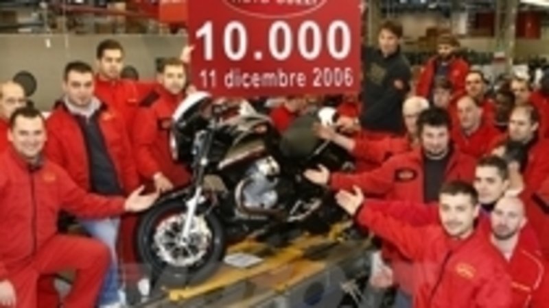 Moto Guzzi taglia il traguardo di 10.000 moto prodotte nel 2006