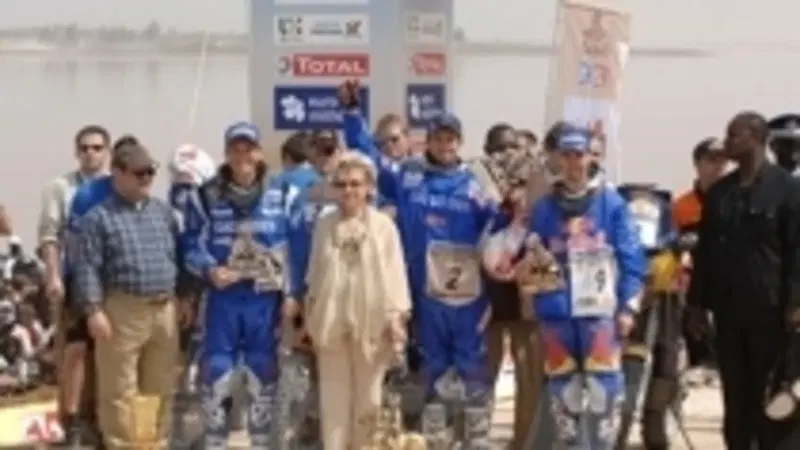 I piloti ufficiali KTM hanno colto un'eccezionale tripletta alla fine della Dakar 2007