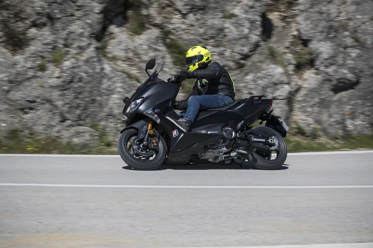 Bridgestone Battlax Scooter SC2 /SC2 Rain (5)