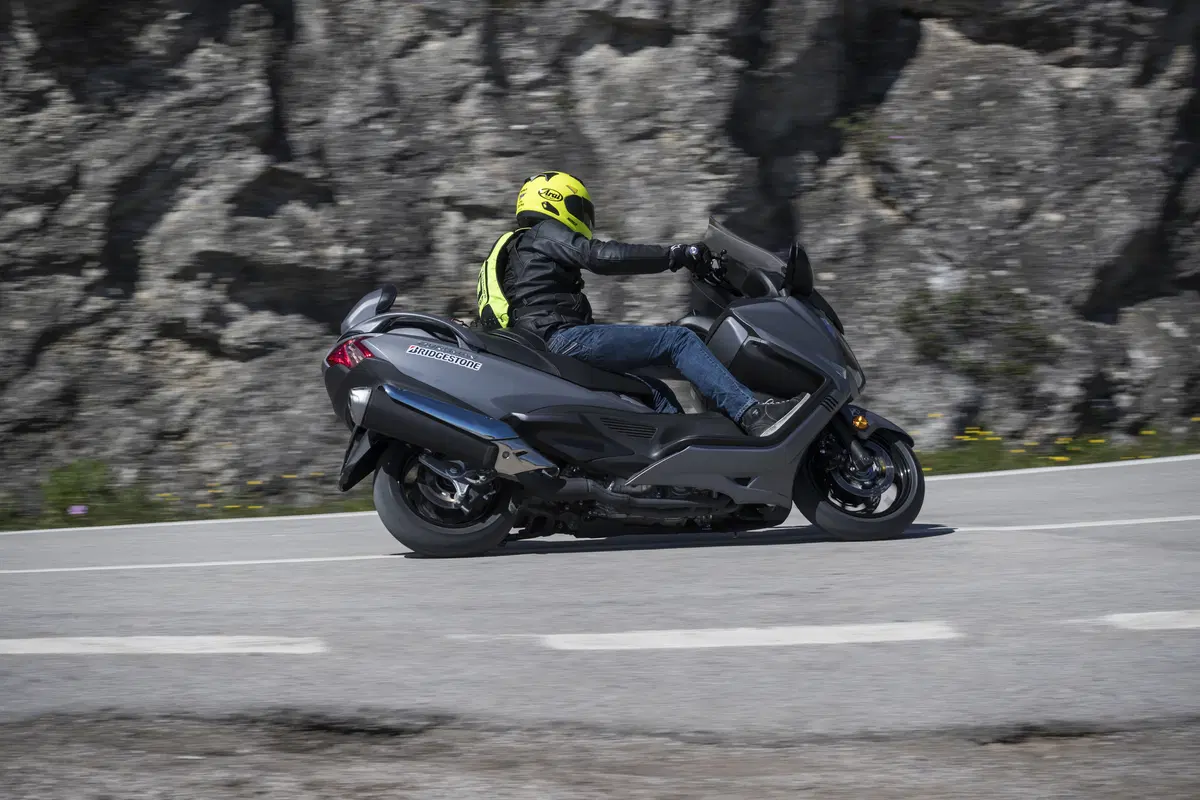 Bridgestone Battlax Scooter SC2 /SC2 Rain (8)
