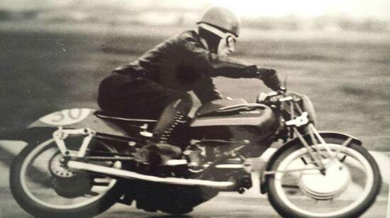 Autodromo di Modena 1951, Libero e il suo Dondolino