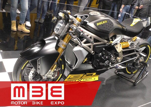 Ducati presenta al Motor Bike Expo il concept draXter