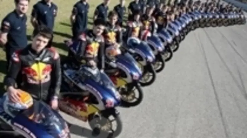 Parte a Jerez l'iniziativa ideata da KTM con Red Bull 