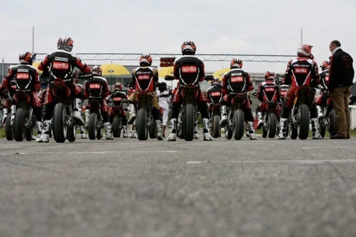 Cambio di località per la seconda prova del monomarca Aprilia supermotard