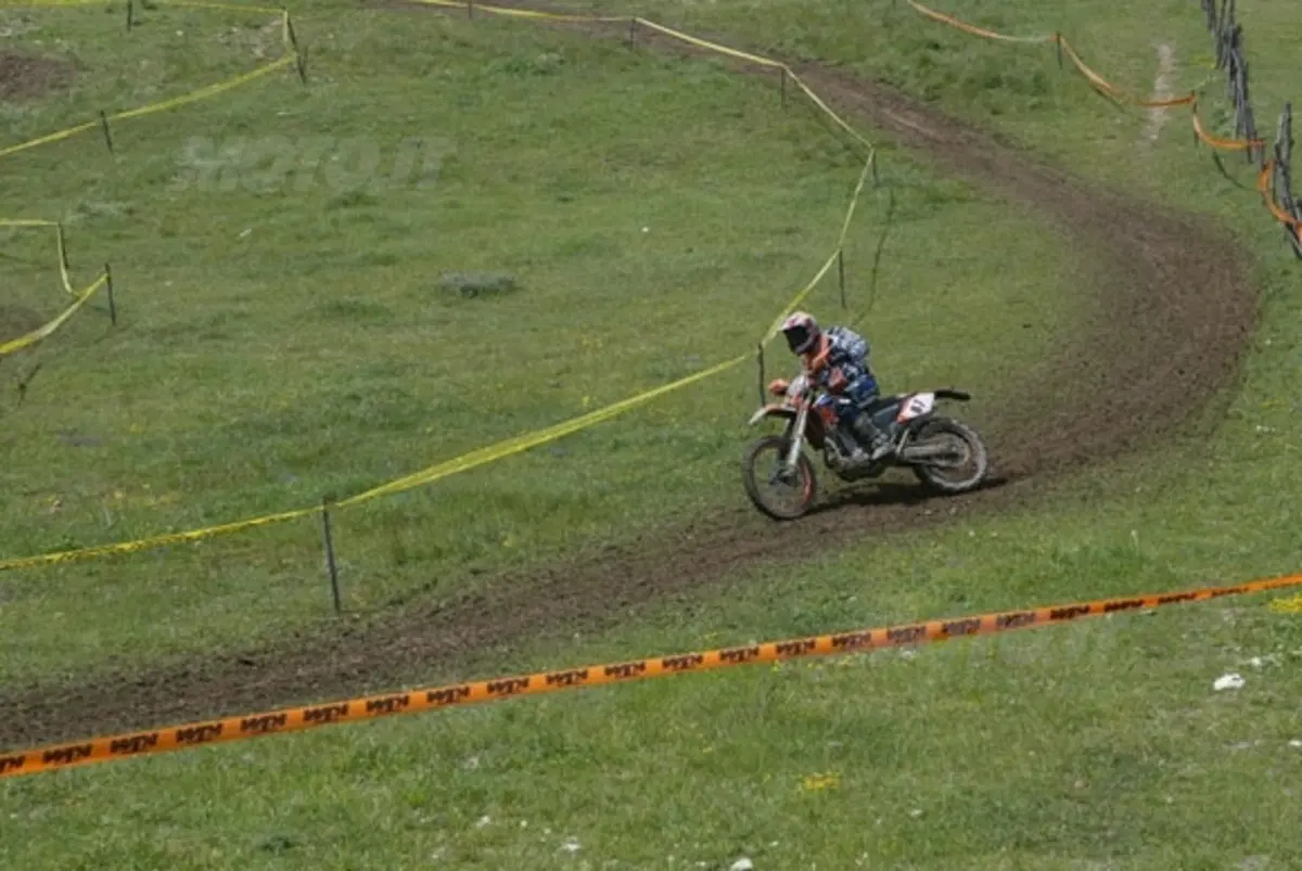Oltre 200 piloti al via della seconda prova del Trofeo KTM Enduro