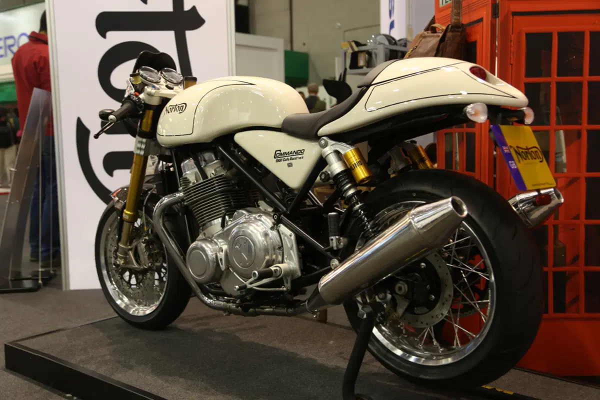 Norton e Hyosung a Motor Bike Expo 2016 (5)