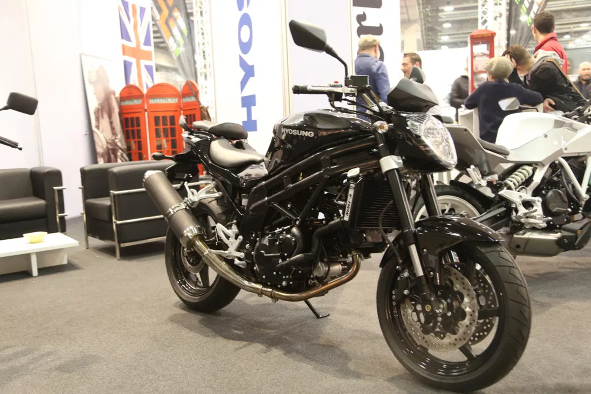 Norton e Hyosung a Motor Bike Expo 2016 (6)