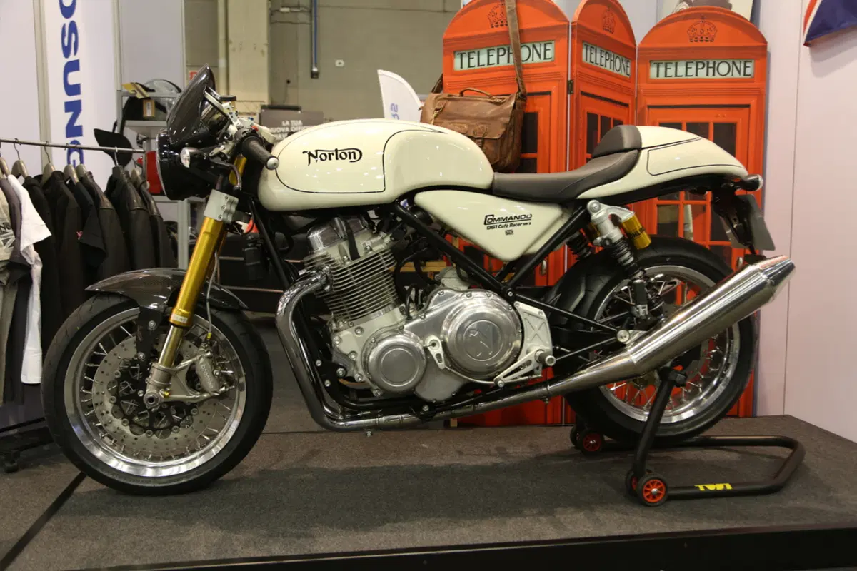 Norton e Hyosung a Motor Bike Expo 2016
