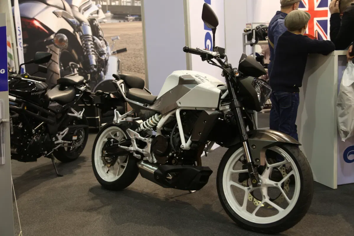 Norton e Hyosung a Motor Bike Expo 2016 (4)