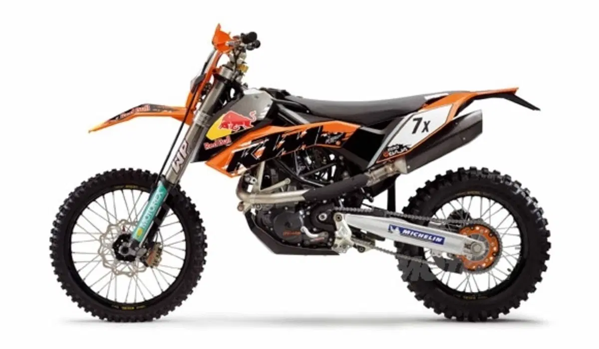 KTM si presenta al via della Baja 500