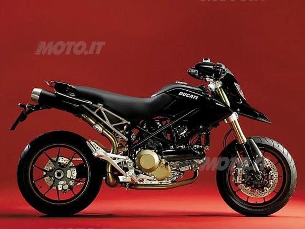 Ducati presenta 2 novità a Parigi per il 2008