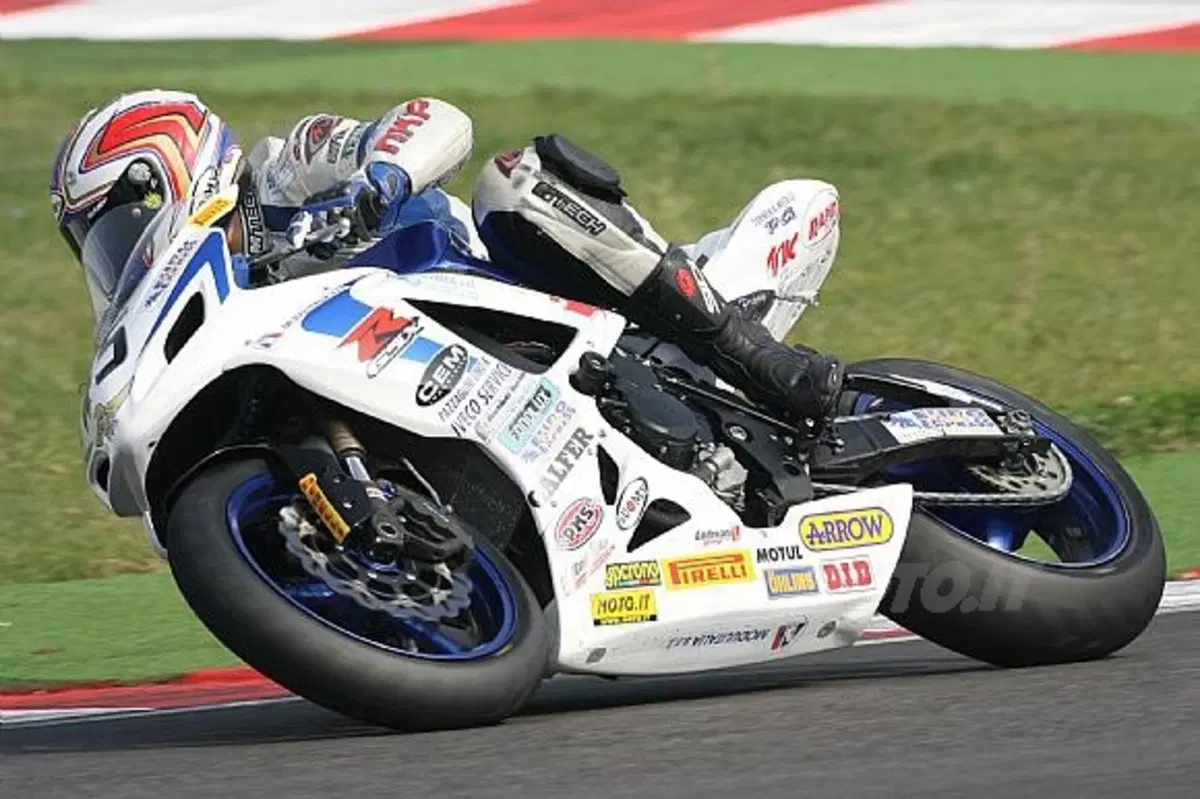 Quattro piloti in lotta per il trofeo