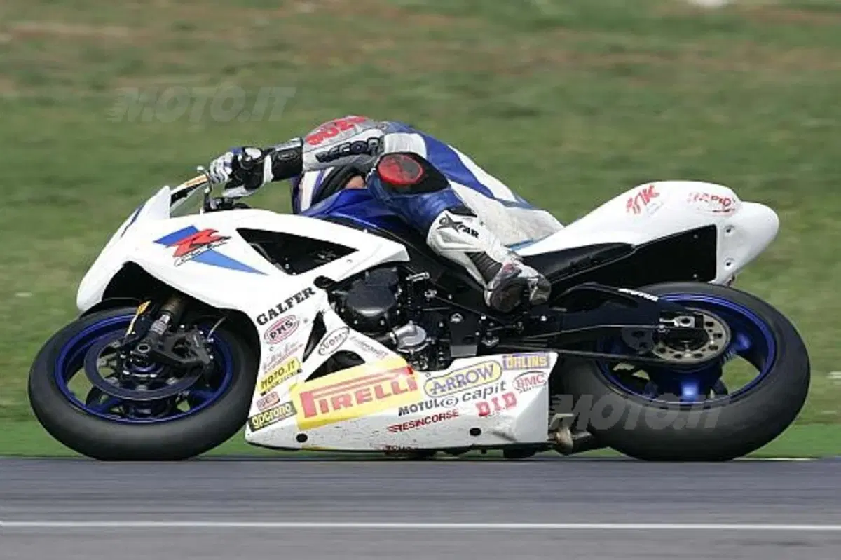 Quattro piloti in lotta per il trofeo (2)