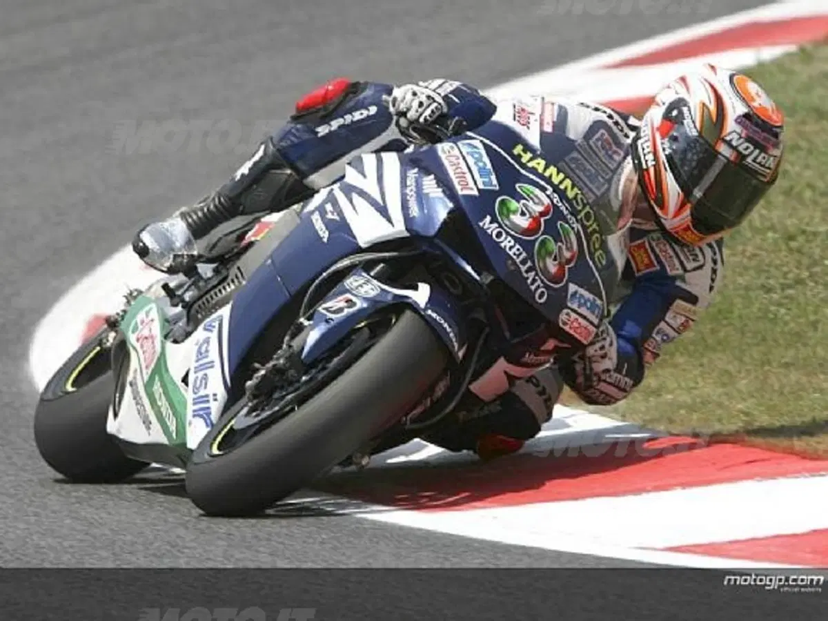Malesia, decima vittoria per Stoner e titolo a Lorenzo in 250 (2)