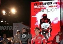 Grande pubblico per Bayliss e per la nuova 1098 R allo stand Ducati