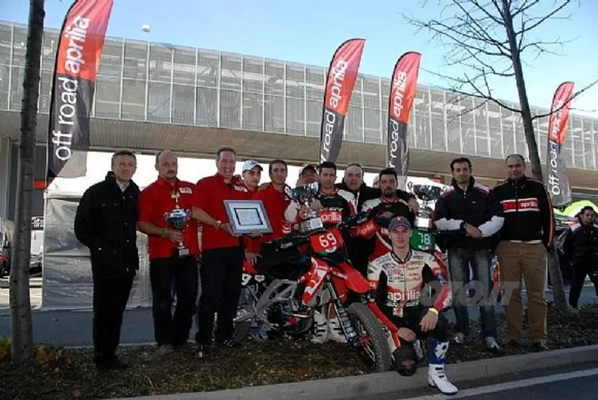 Atto finale nell'arena Motolive della Fiera di Milano per il Trofeo Aprilia Supermoto Cup 2007 (3)