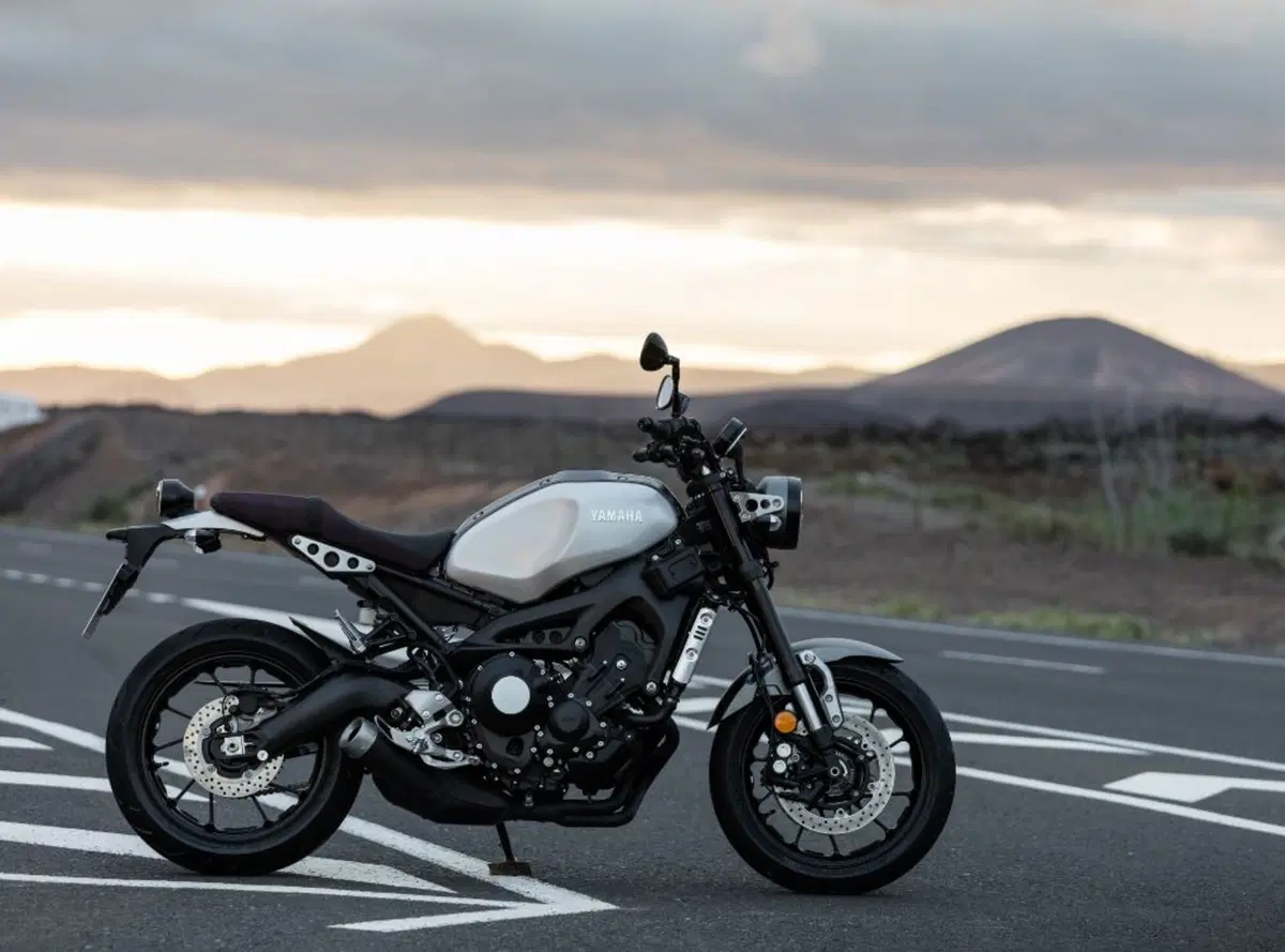 Yamaha XSR 900 (2)