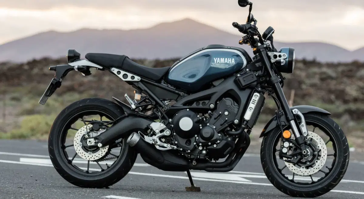 Yamaha XSR 900 (4)