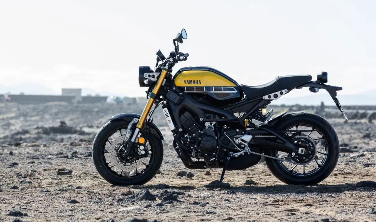 Yamaha XSR 900 (5)