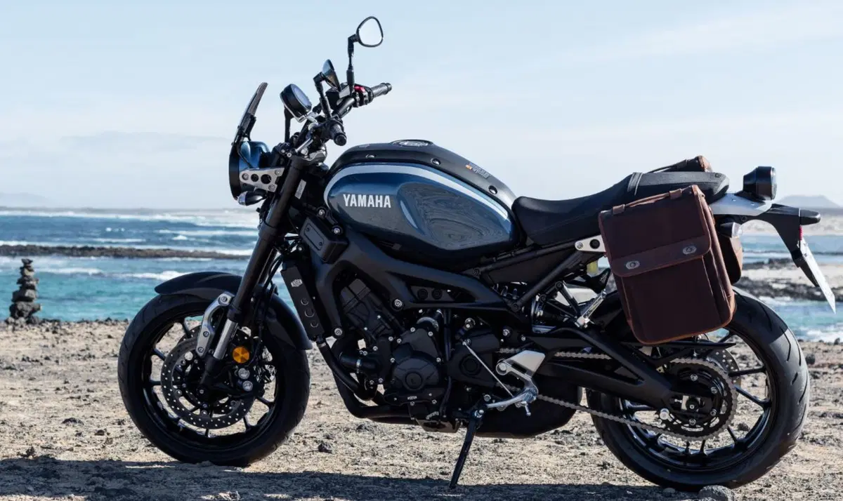 Yamaha XSR 900 (6)