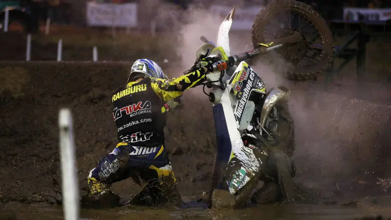 WESS 18. XL Lagares. Vince Billy Bolt (Husqvarna)